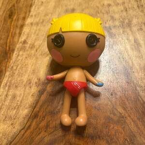 2011 Lalaloopsy Littles Scribbles Splash Baby Doll 7" Plastic Figure